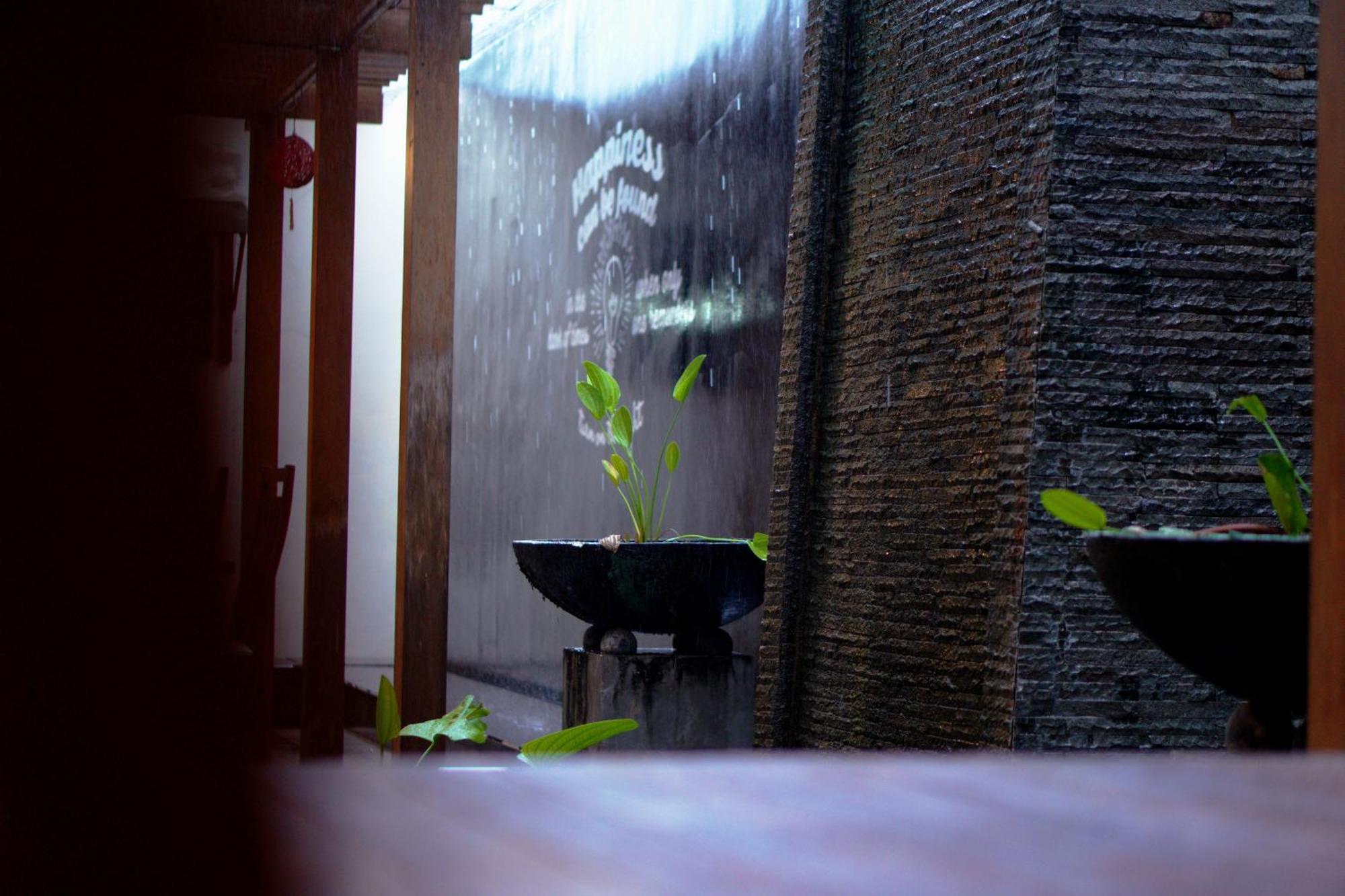 Utc Hotel Semarang Exterior foto