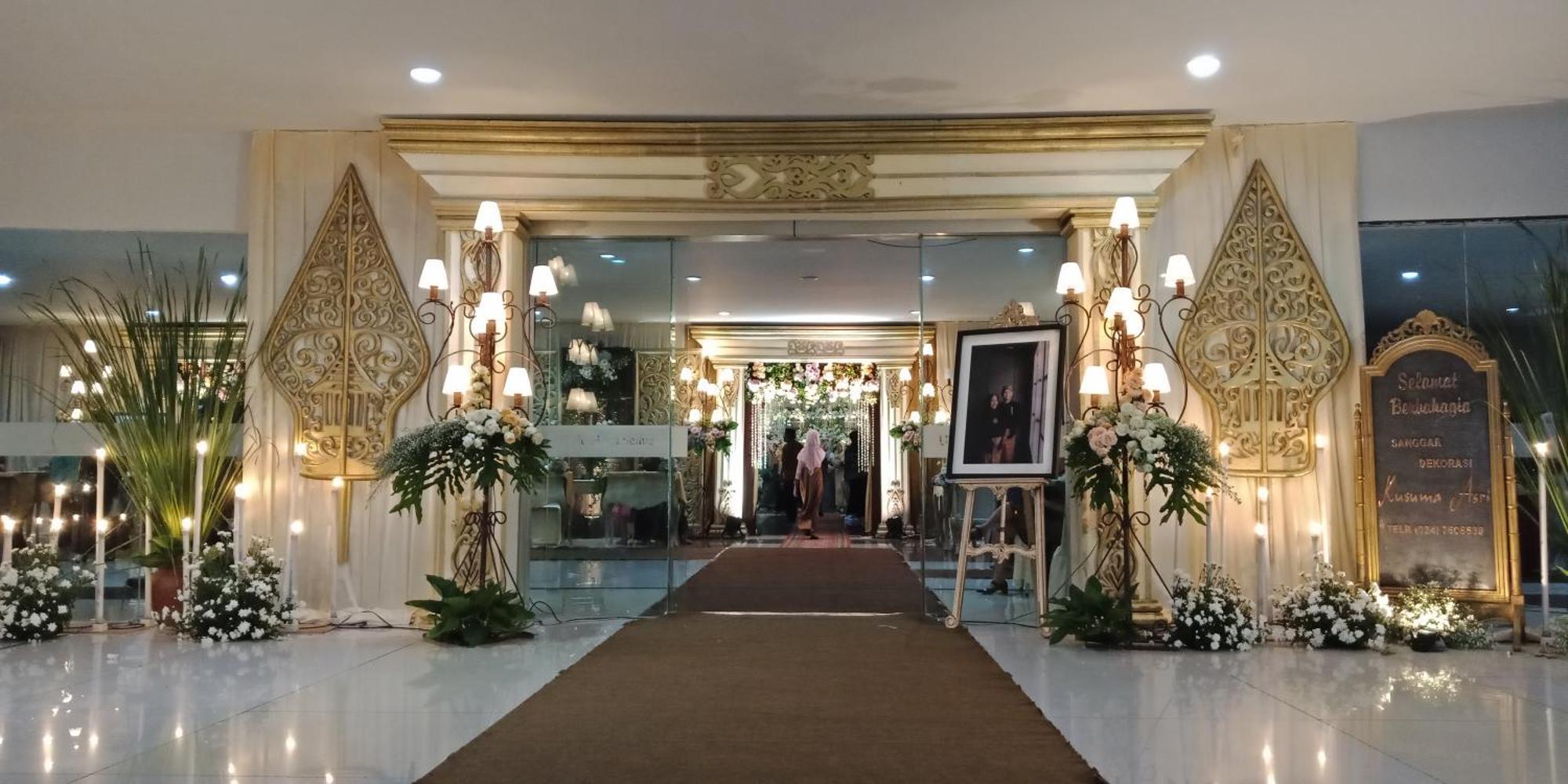 Utc Hotel Semarang Exterior foto
